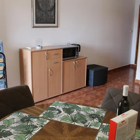 Petica Appartement Gornji Karin