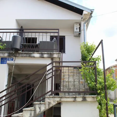 Petica Appartement Gornji Karin